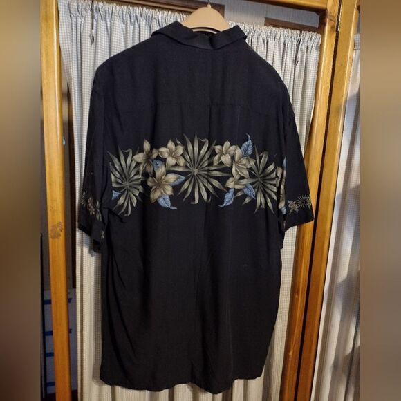 Vintage, Half Moon Bay Hawaiian shirt - Picture 2 of 7